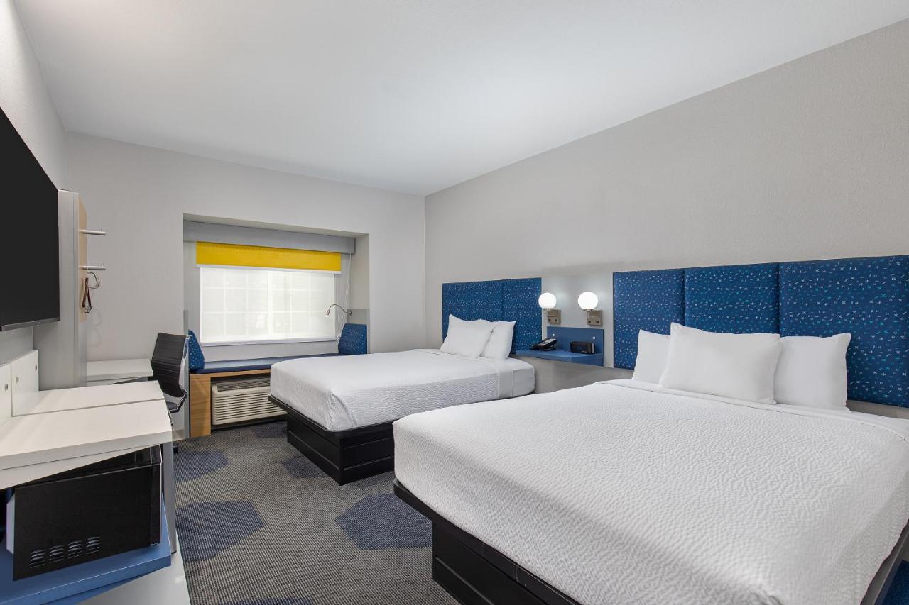 Microtel Inn & Suites By Wyndham Manchester - Newly Renovated Екстер'єр фото