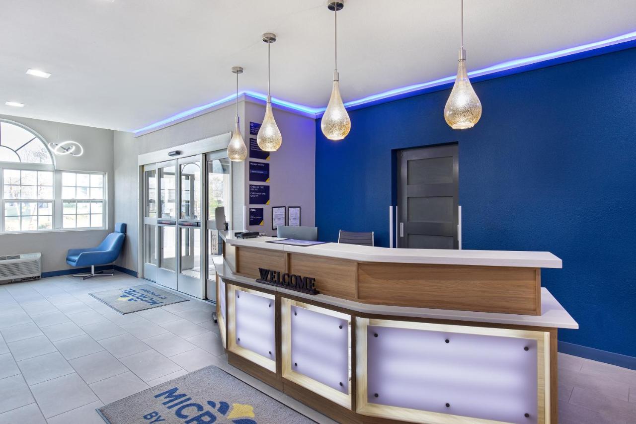 Microtel Inn & Suites By Wyndham Manchester - Newly Renovated Екстер'єр фото