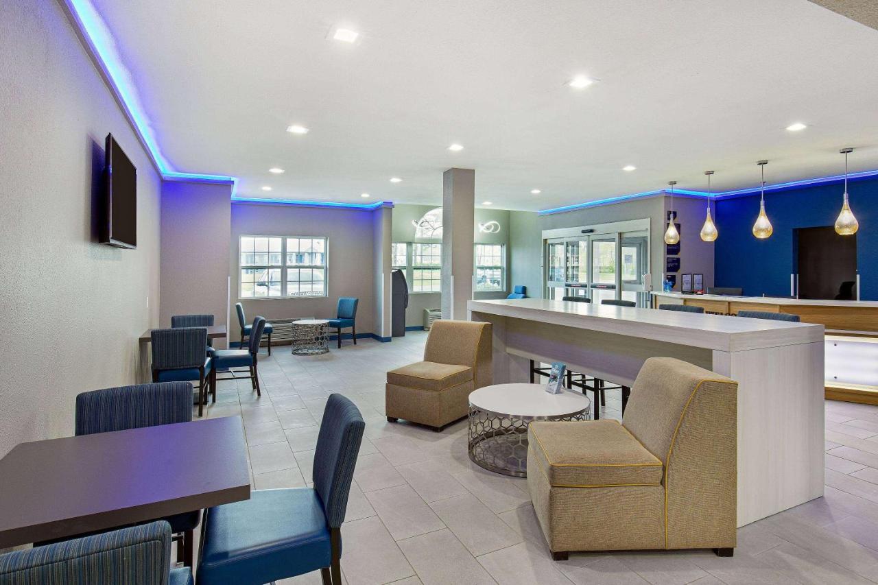 Microtel Inn & Suites By Wyndham Manchester - Newly Renovated Екстер'єр фото